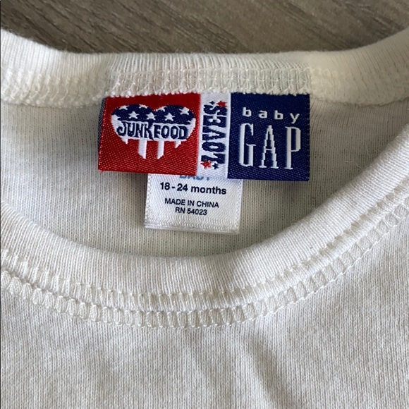 Baby Gap Junk Food Onesie 18-24 months - Picture 3 of 7